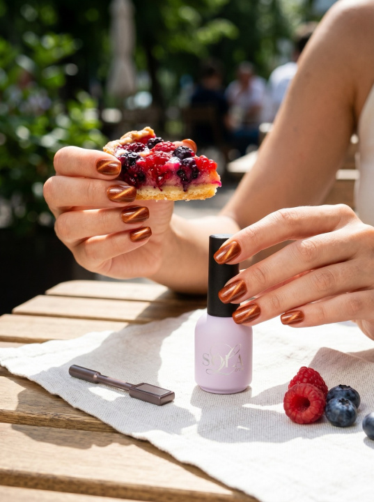 Гель-лак кошачий глаз Ягодный тарт 01 SOLAlove, 10мл